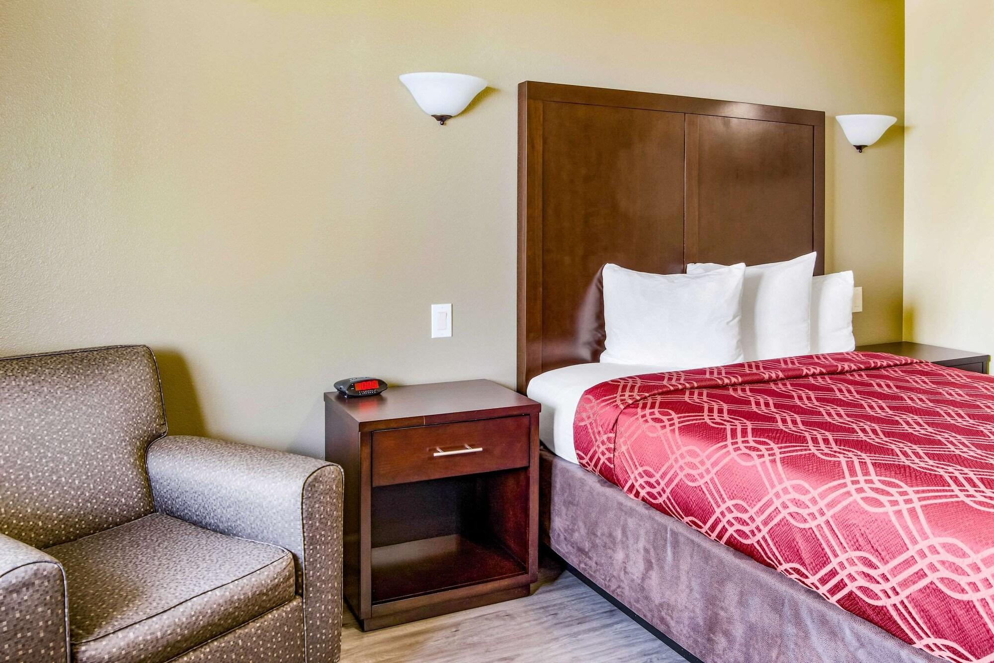 Econo Lodge Tour de Tour de Newport Extérieur photo